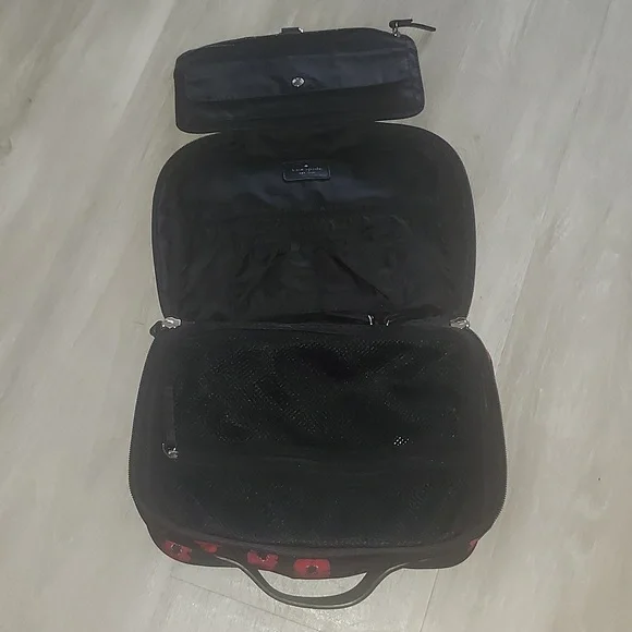 Kate Spade New York "Wilson Road Poppy" Collection - Picture 6 of 13